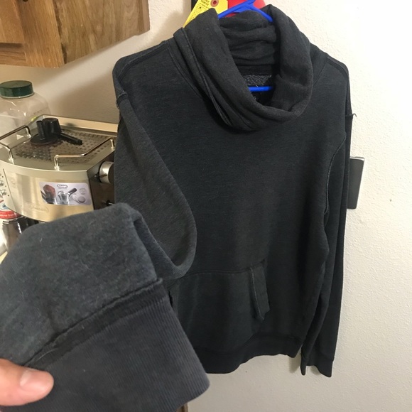 Sweater - Picture 1 of 3